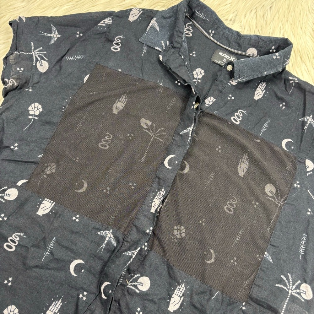 Hurley Women's XL Black Mystic Print Wilson Mesh Port SS Button Down Shirt - Picture 2 of 7